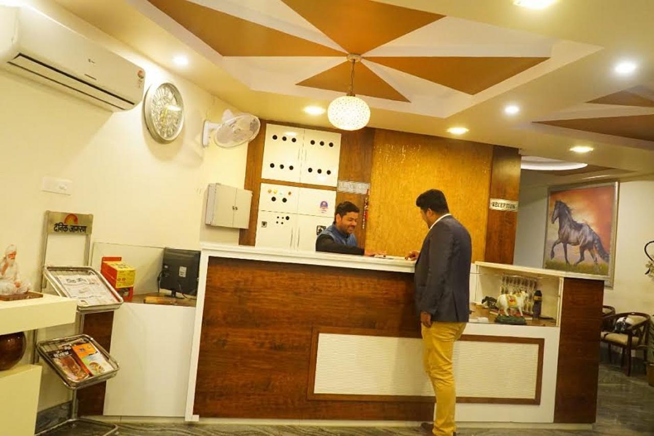 Hotel Razia Inn Hisar Exterior photo